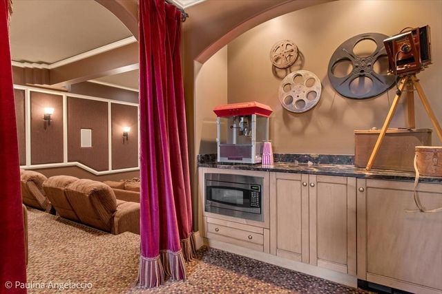 419 N Valley Hill Road, Bull Valley, IL 60098
