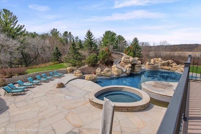419 N Valley Hill Road, Bull Valley, IL 60098
