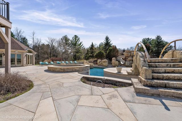 419 N Valley Hill Road, Bull Valley, IL 60098