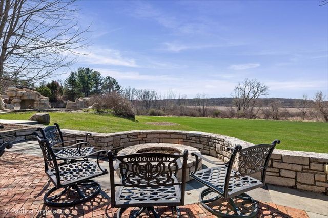 419 N Valley Hill Road, Bull Valley, IL 60098