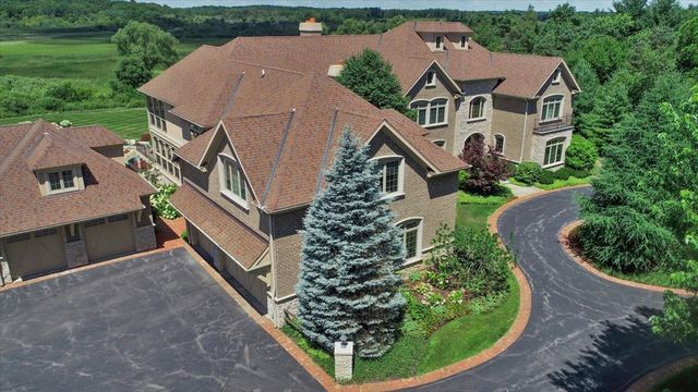 419 N Valley Hill Road, Bull Valley, IL 60098