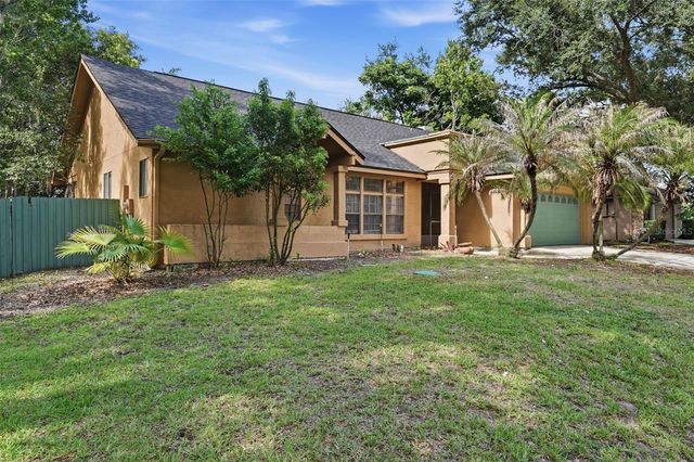 733 SWAYING PALM DRIVE, Apopka, FL 32712