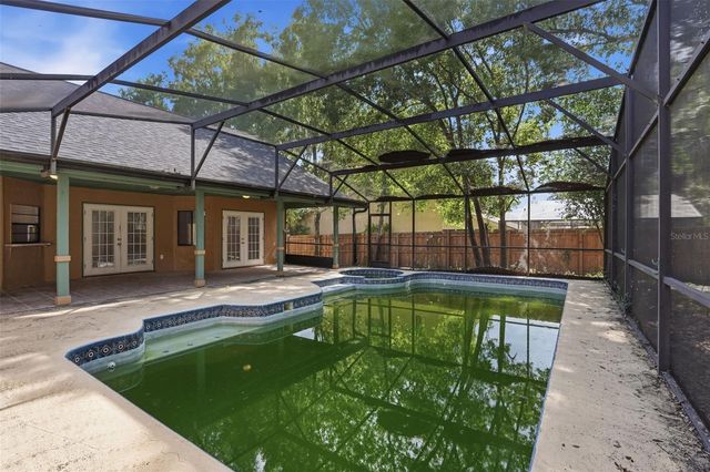 733 SWAYING PALM DRIVE, Apopka, FL 32712