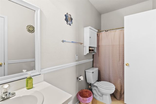 615 Ashlen Drive, Houston, TX 77073