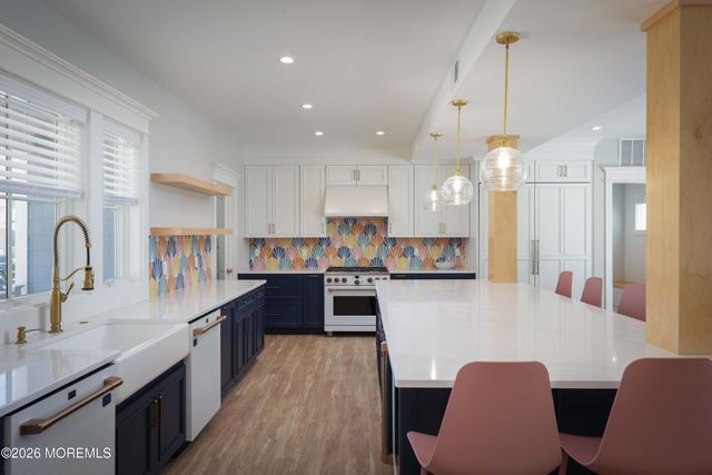 116 8th Avenue, Mantoloking, NJ 08738