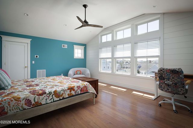 116 8th Avenue, Mantoloking, NJ 08738