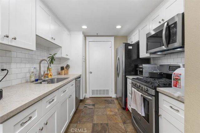 17661 Sergio Circle CI103, Huntington Beach, CA 92647