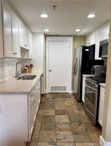 17661 Sergio Circle CI103, Huntington Beach, CA 92647