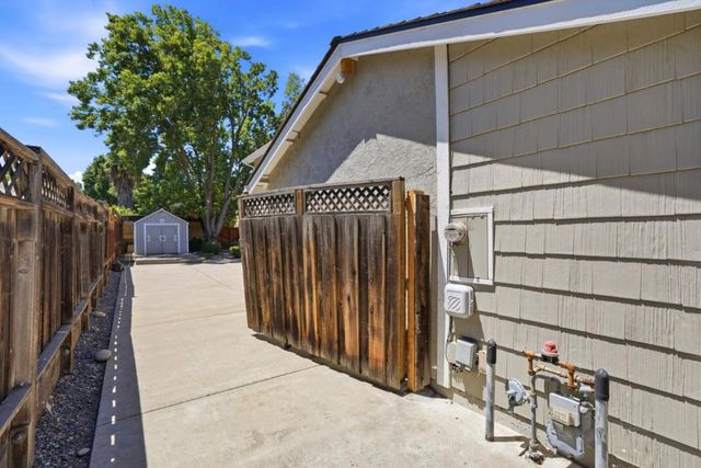 3108 Sunflower Drive, Antioch, CA 94531
