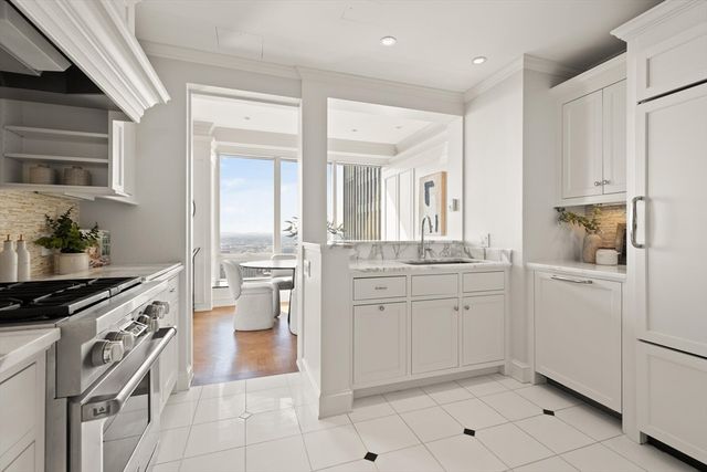 2 Avery Street PH1H, Boston, MA 02111