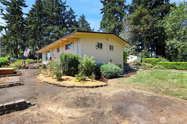 10013 Barnes Lane S, Tacoma, WA 98444