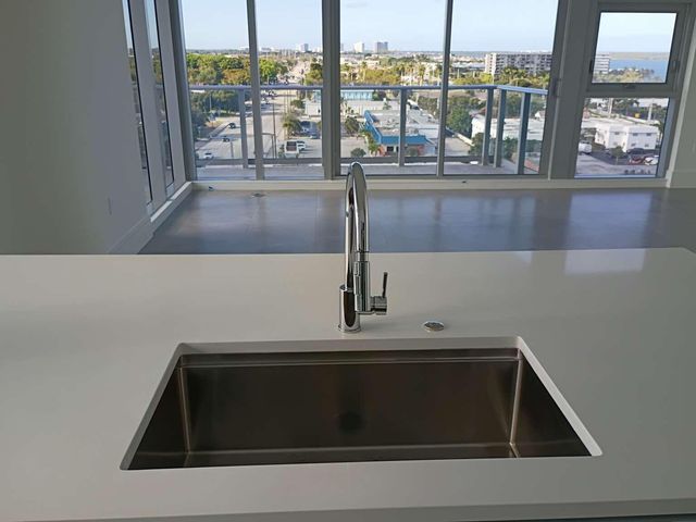 220 Lake Shore Drive 823, West Palm Beach, FL 33403