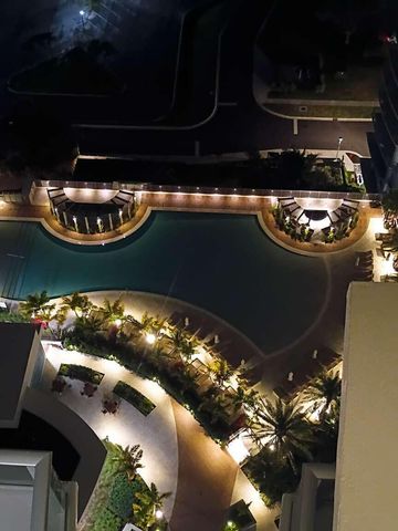 220 Lake Shore Drive 823, West Palm Beach, FL 33403