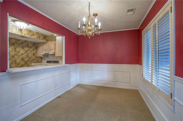 12441 Charlotte Street, Kansas City, MO 64146