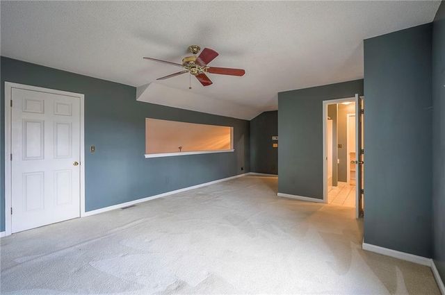 12441 Charlotte Street, Kansas City, MO 64146