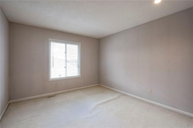 12441 Charlotte Street, Kansas City, MO 64146