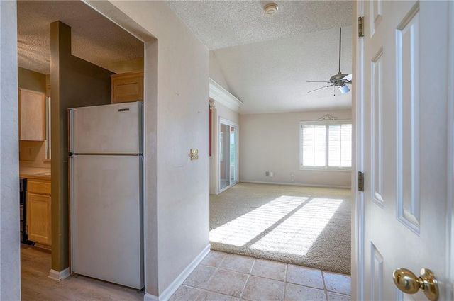 12441 Charlotte Street, Kansas City, MO 64146