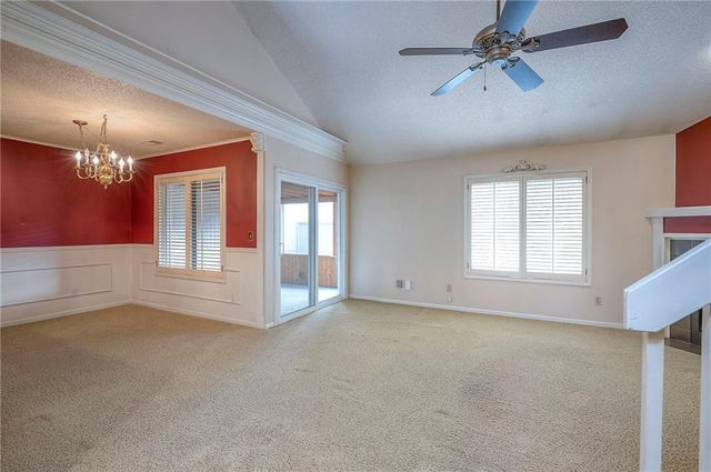 12441 Charlotte Street, Kansas City, MO 64146