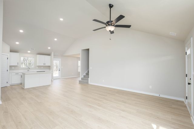 103 Cherry Blossom Way, Dickson, TN 37055