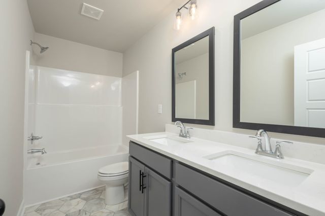 103 Cherry Blossom Way, Dickson, TN 37055