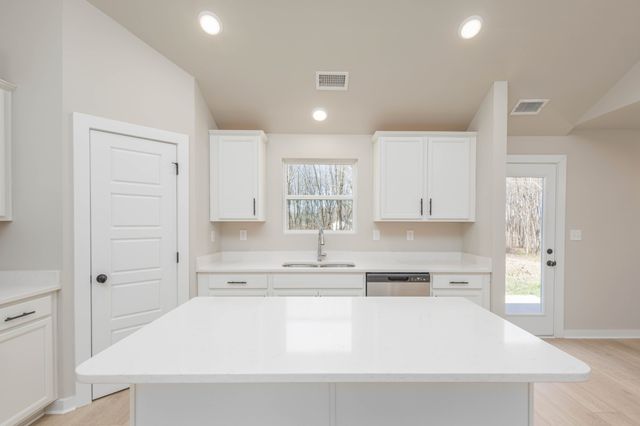 103 Cherry Blossom Way, Dickson, TN 37055