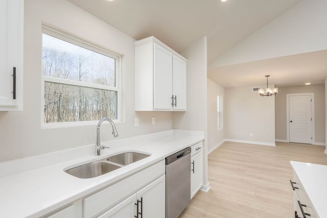 103 Cherry Blossom Way, Dickson, TN 37055