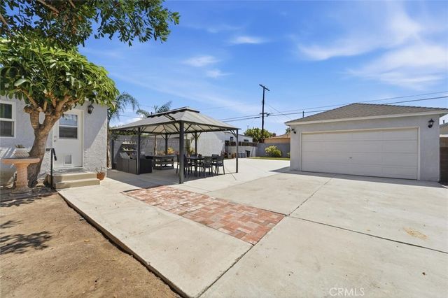 20926 Brighton Avenue, Torrance, CA 90501