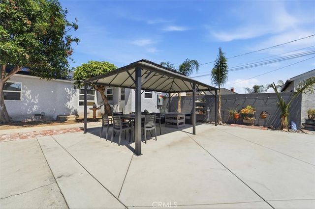 20926 Brighton Avenue, Torrance, CA 90501