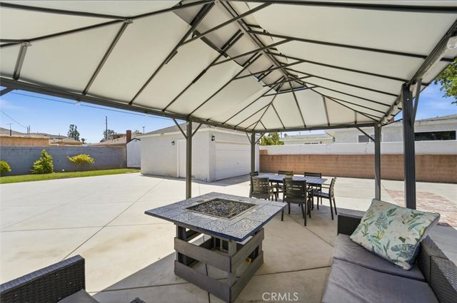 20926 Brighton Avenue, Torrance, CA 90501