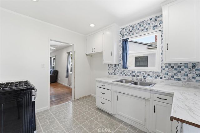 20926 Brighton Avenue, Torrance, CA 90501