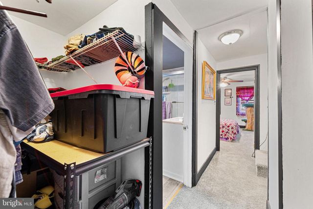 210 YORK ST, Burlington, NJ 08016