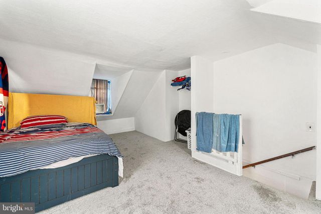 210 YORK ST, Burlington, NJ 08016