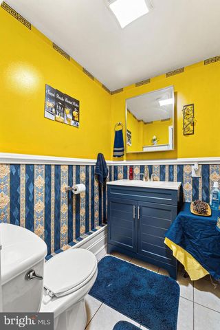 210 YORK ST, Burlington, NJ 08016