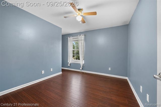 49385 Central Park E, Utica, MI 48317