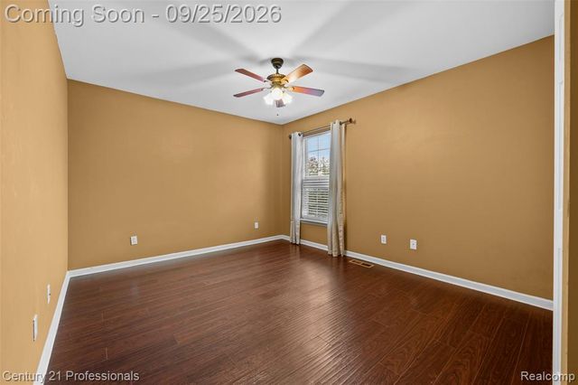 49385 Central Park E, Utica, MI 48317