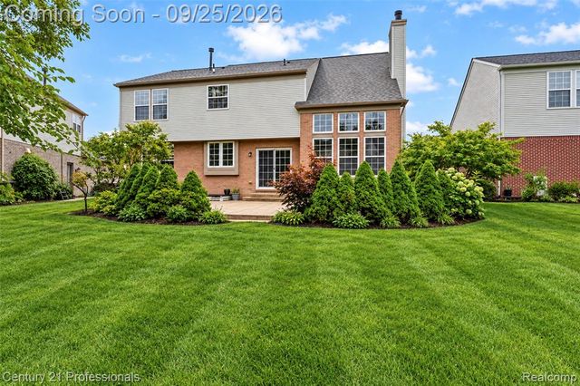 49385 Central Park E, Utica, MI 48317