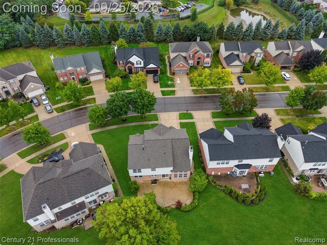 49385 Central Park E, Utica, MI 48317