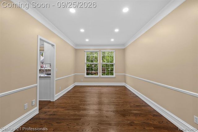 49385 Central Park E, Utica, MI 48317
