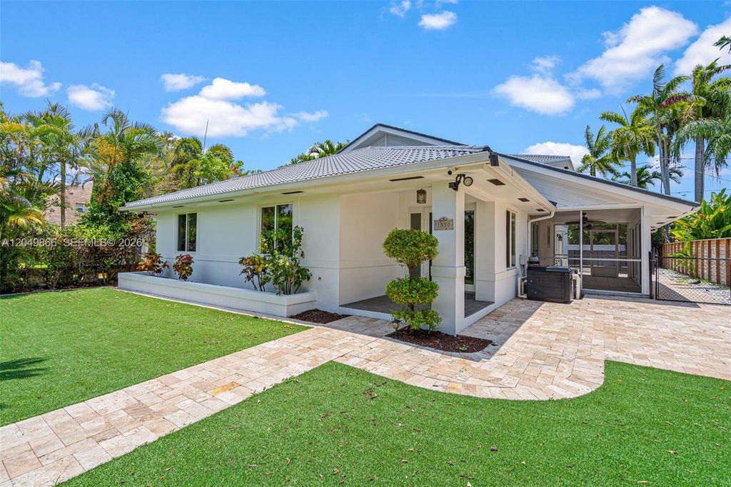 1550 Tyler Street, Hollywood, FL 33020