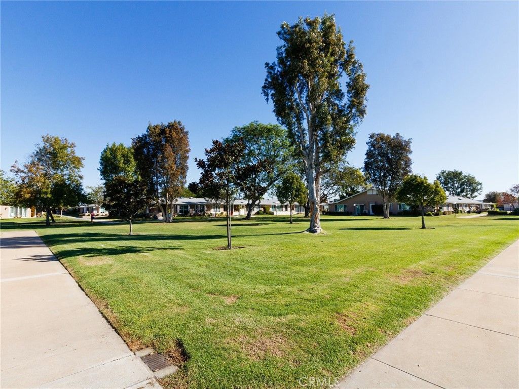 1400 Weeburn Road 82-F, Seal Beach, CA 90740 — photo 4