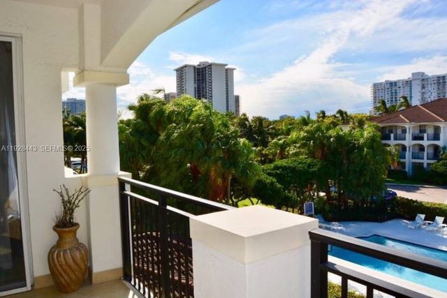 3205 NE 184th St 9302, Aventura, FL 33160