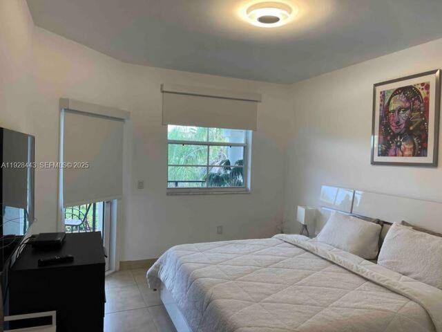 3205 NE 184th St 9302, Aventura, FL 33160