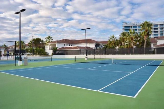 3205 NE 184th St 9302, Aventura, FL 33160