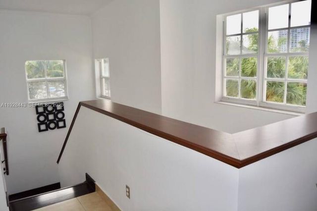 3205 NE 184th St 9302, Aventura, FL 33160