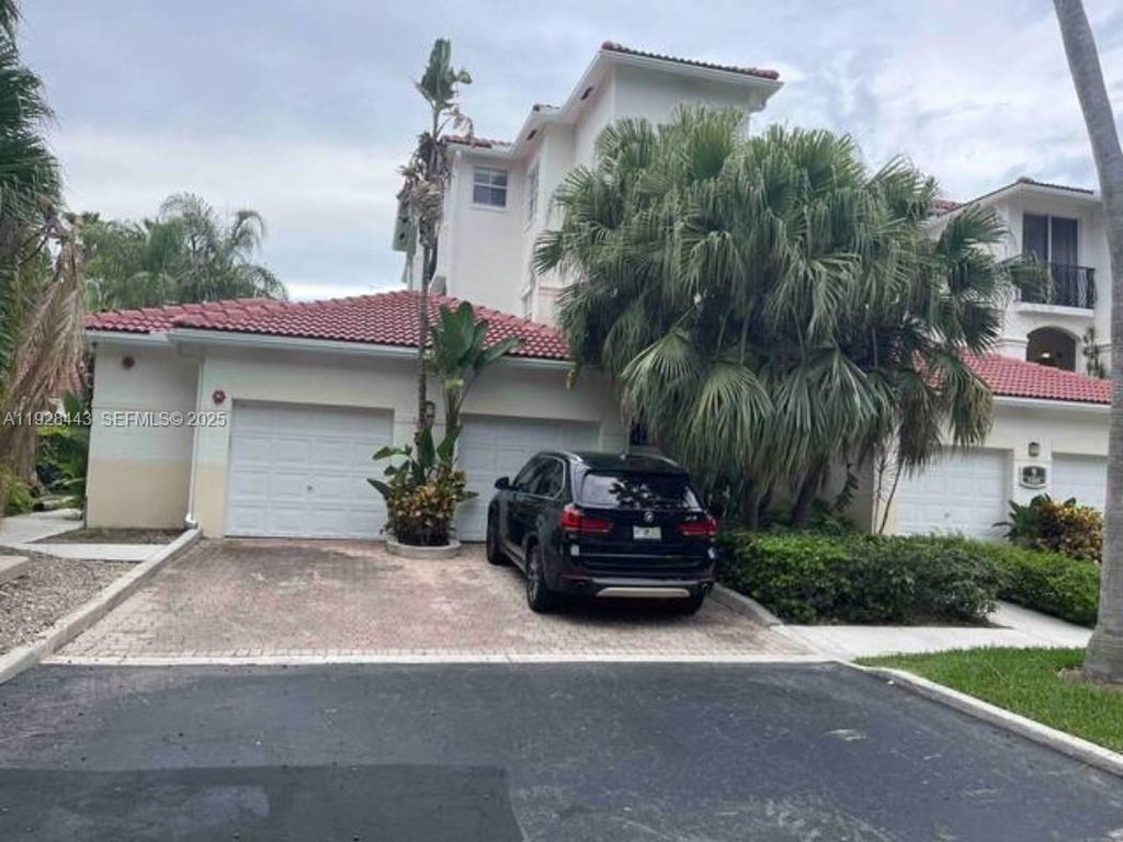 3205 NE 184th St 9302, Aventura, FL 33160