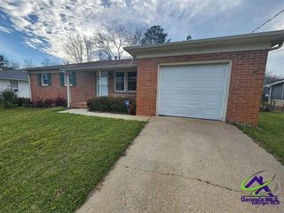 114 Windsor, Warner Robins, GA 31088