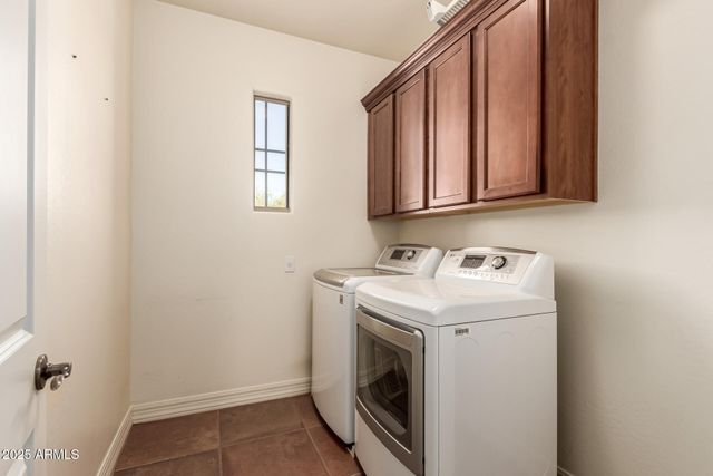 6857 W JUANA Drive, Peoria, AZ 85383