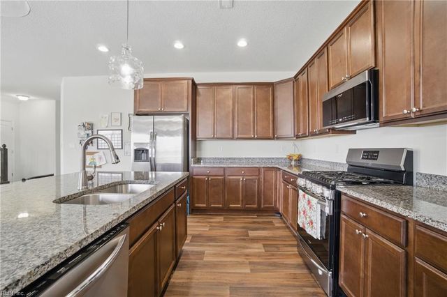 122 Mill Run LOOP, South Mills, NC 27976