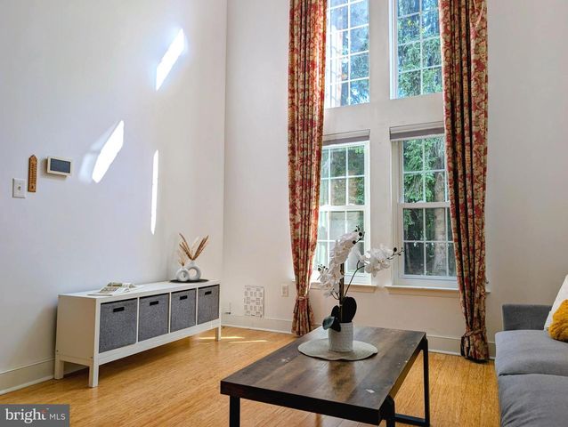50 MCCOMB RD, Princeton, NJ 08540