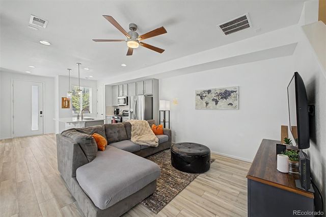 17069 E Exposition Drive, Aurora, CO 80017